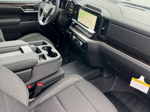 New 2026 GMC Sierra 1500 Elevation w/ Elevation Select Package AWD/4WD image 12