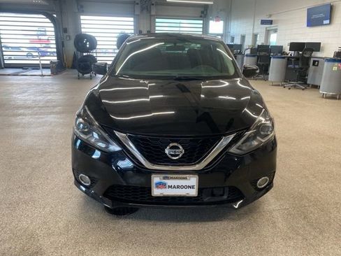 Used 2019 Nissan Sentra SR FWD image 2