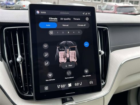 New 2026 Volvo XC60 B5 Ultra w/ Protection Package Premier image 5