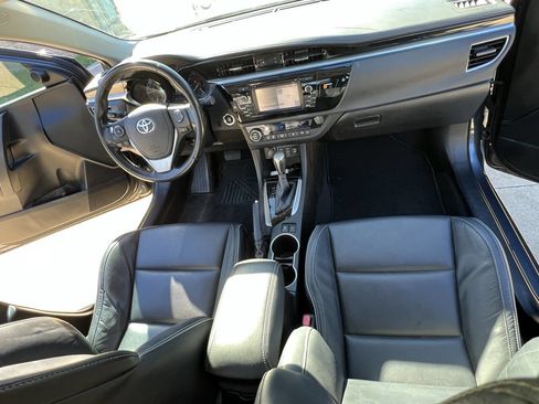 Used 2016 Toyota Corolla S Premium image 15