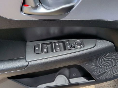 Used 2022 Kia Forte LXS FWD image 11
