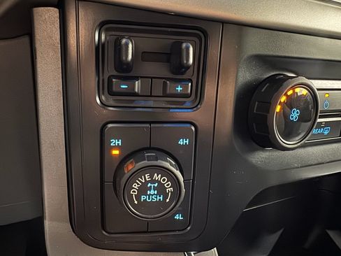 Used 2021 Ford F150 XLT w/ XTR Package AWD/4WD image 36