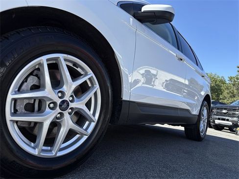 Used 2022 Ford Edge SEL w/ Convenience Package image 10