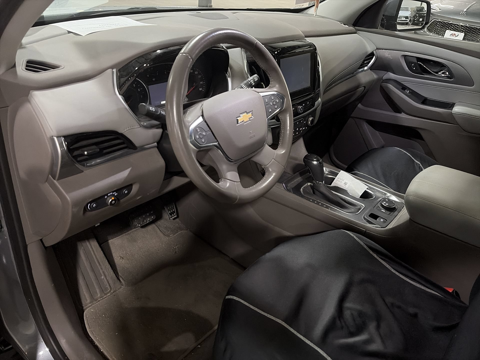 Used 2019 Chevrolet Traverse LT AWD/4WD image 11