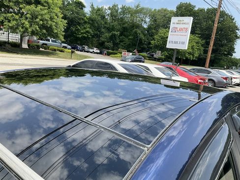 Used 2013 Toyota Prius Three w/ Solar Roof Pkg FWD image 9