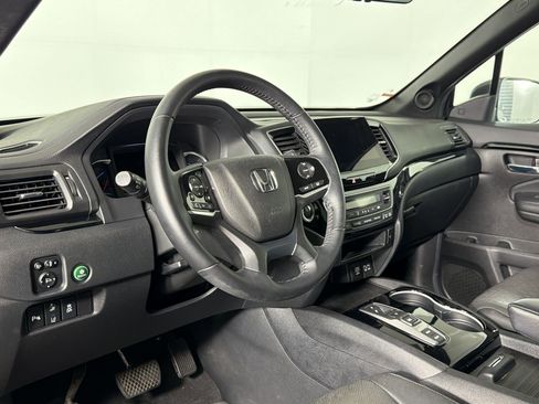Used 2021 Honda Passport Touring image 3