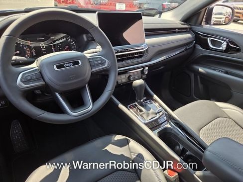 New 2026 Jeep Compass Latitude AWD/4WD image 8