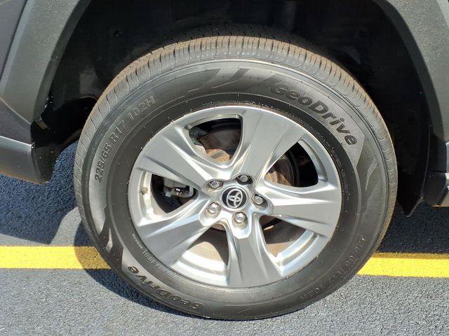 Certified 2024 Toyota RAV4 XLE FWD image 30