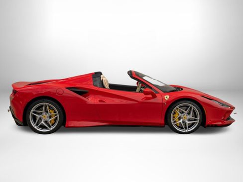 Used 2023 Ferrari F8 Tributo RWD image 7