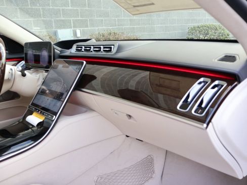 New 2026 Mercedes-Benz S 580 4MATIC Sedan image 11
