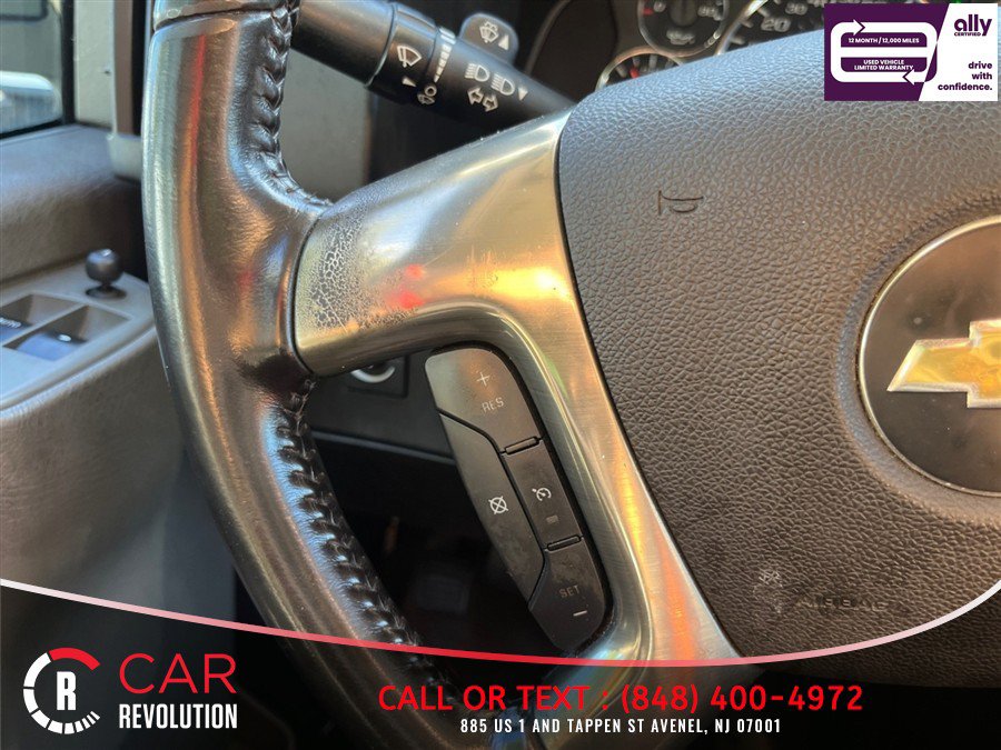 Used 2019 Chevrolet Express 2500 w/ Driver Convenience Package RWD image 22