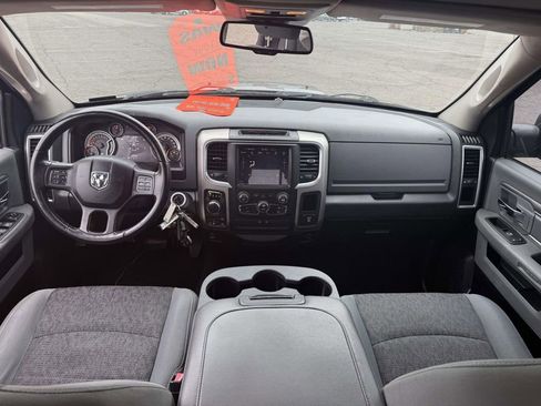 Used 2019 RAM 1500 Classic SLT w/ Luxury Group image 24