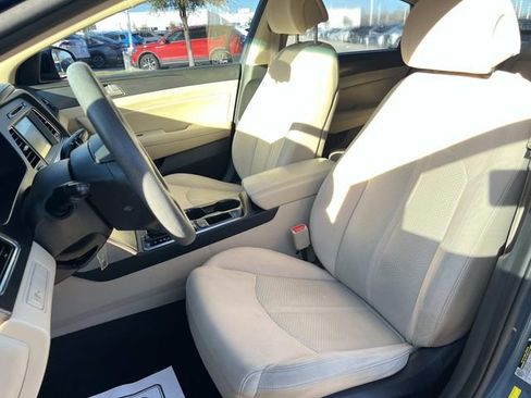 Used 2017 Hyundai Sonata Sport w/ Cargo Package image 12
