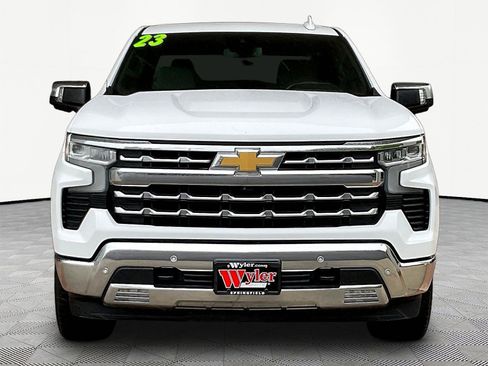 Used 2023 Chevrolet Silverado 1500 LTZ AWD/4WD image 2
