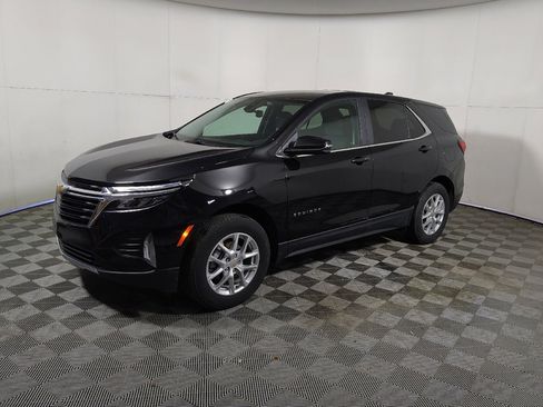 Used 2024 Chevrolet Equinox LT AWD/4WD image 2