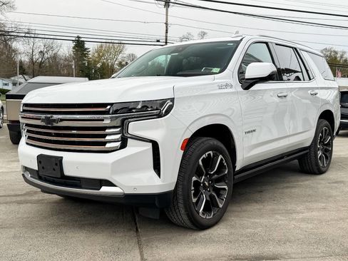 Used 2023 Chevrolet Tahoe High Country AWD/4WD image 7