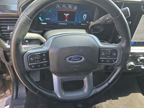 Used 2023 Ford F350 Lariat w/ Tow Technology Package AWD/4WD image 9