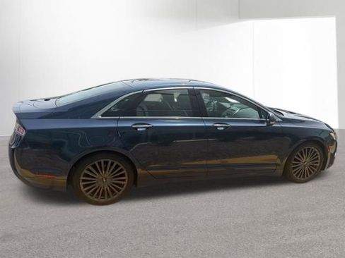 Used 2017 Lincoln MKZ Reserve FWD image 13