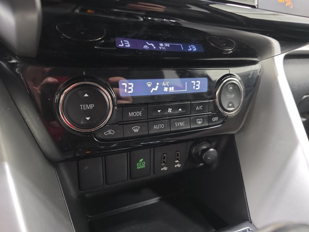 Used 2018 Mitsubishi Eclipse Cross SEL AWD/4WD image 22