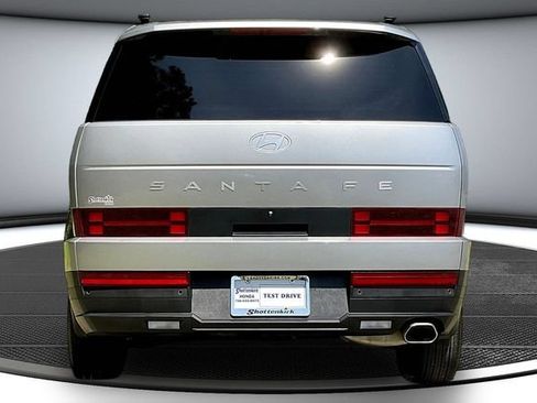 Used 2025 Hyundai Santa Fe SEL FWD image 6