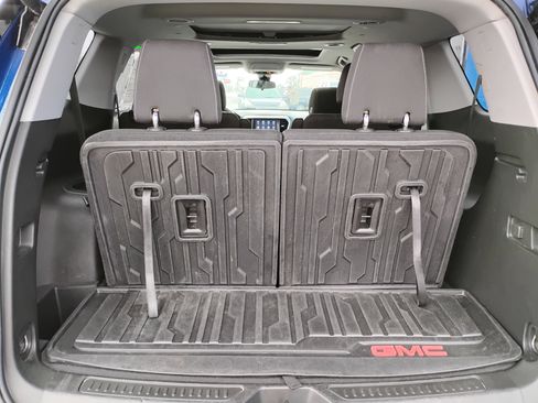 Used 2023 GMC Acadia SLE w/ Driver Convenience Package image 23