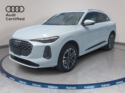 Certified 2025 Audi Q5 Premium w/ Premium Plus AWD/4WD image 1