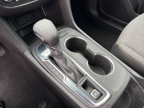 Certified 2024 Chevrolet Equinox LT FWD image 23