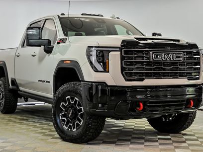 New 2026 GMC Sierra 2500 AT4X w/ LPO, Black Badging Package