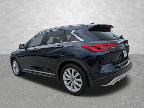 Used 2019 INFINITI QX50 Essential w/ Premium Heat Package image 4