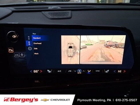 New 2026 Chevrolet Traverse Z71 w/ Enhanced Driving Package AWD/4WD image 13