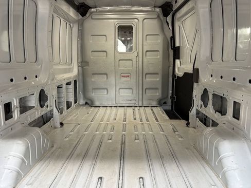Used 2025 Ford Transit 250 148 Medium Roof Extended AWD image 7