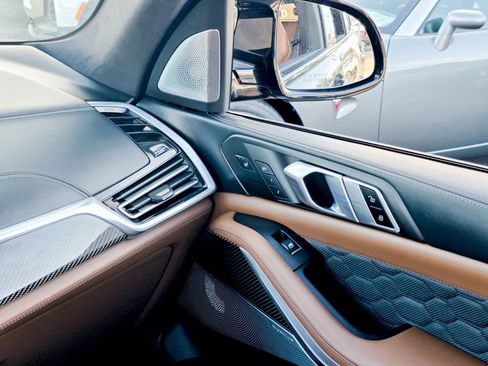 Used 2023 BMW X5 M w/ Competition Package image 40