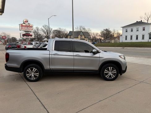 Used 2017 Honda Ridgeline RTS image 25