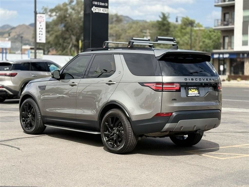 Used 2018 Land Rover Discovery HSE AWD/4WD image 5