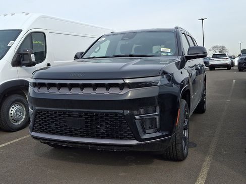 New 2026 Jeep Grand Wagoneer Limited image 3