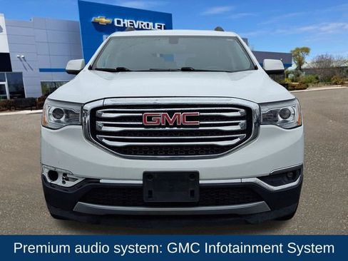 Used 2018 GMC Acadia SLT image 2