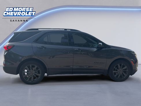 Used 2022 Chevrolet Equinox RS w/ LPO, Floor Liner Package FWD image 6