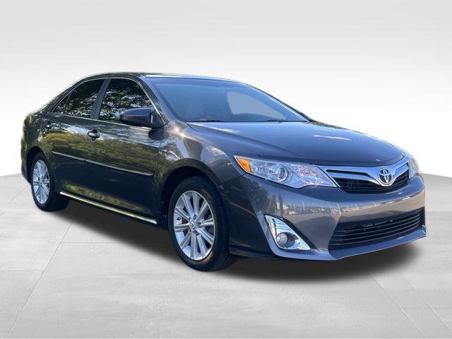 Used 2012 Toyota Camry XLE w/ Leather Pkg FWD image 15