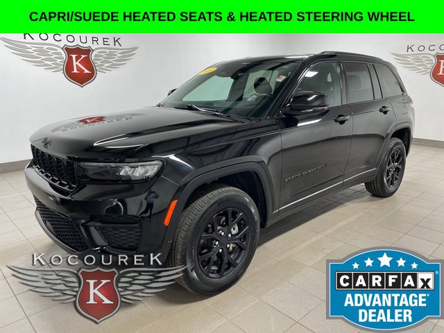 Used 2025 Jeep Grand Cherokee Altitude AWD/4WD image 3