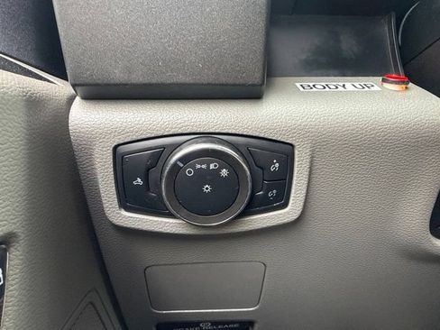 Used 2020 Ford F550 4x4 SuperCab Super Duty image 11