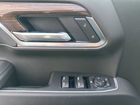 Used 2026 Chevrolet Silverado 1500 LT image 11