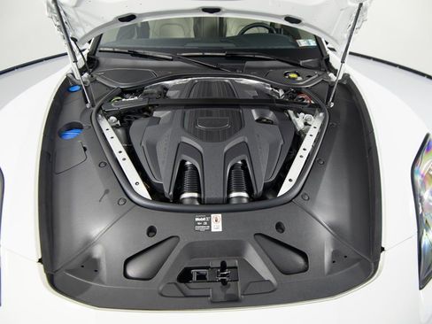 Certified 2025 Porsche Panamera 4 image 44