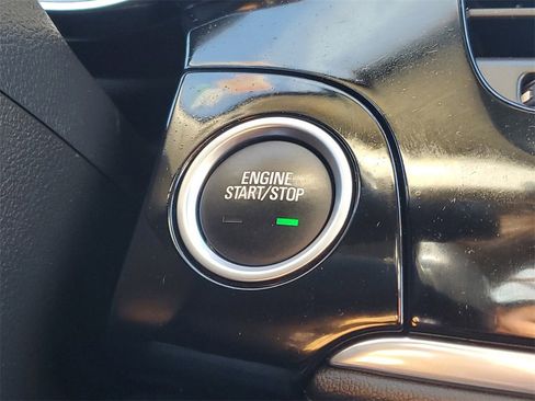 Used 2019 Buick Encore Preferred w/ Safety Package image 16