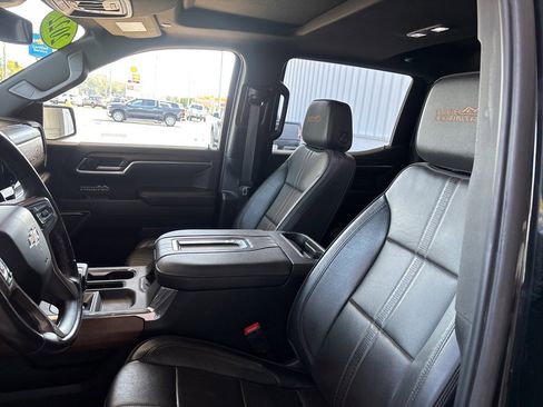 Used 2022 Chevrolet Silverado 1500 High Country w/ High Country Premium Package image 8