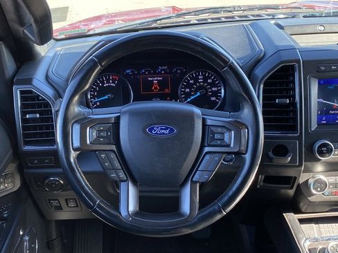 Used 2021 Ford Expedition Max Limited image 11