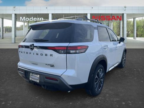 New 2026 Nissan Pathfinder Platinum image 5