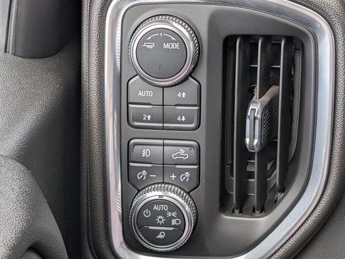 Used 2022 GMC Sierra 1500 SLT AWD/4WD image 27