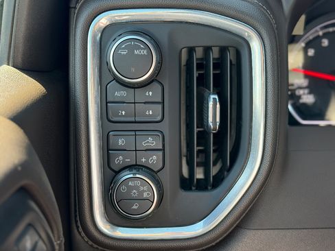 Used 2022 Chevrolet Silverado 1500 LTZ w/ LTZ Premium Package AWD/4WD image 6