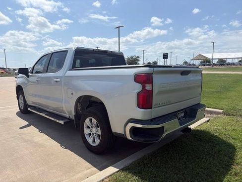 Used 2022 Chevrolet Silverado 1500 LT RWD image 7