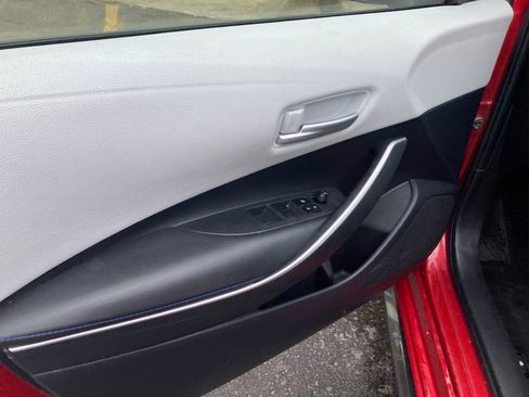 Used 2021 Toyota Corolla SE image 15